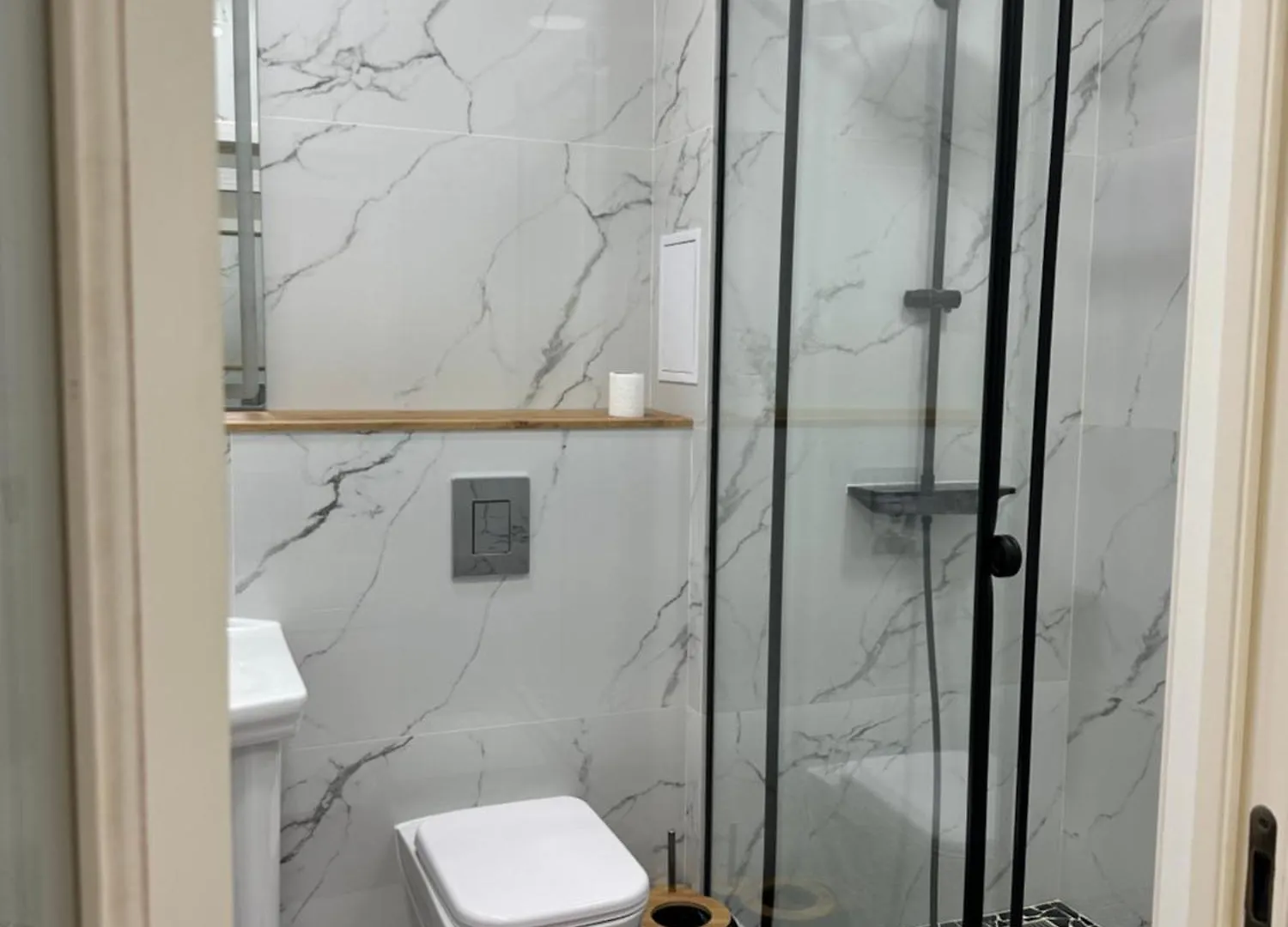 Comfortable Apartment In Almaty 0*,